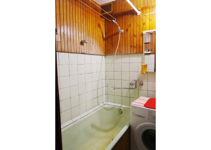 PARDUODAMAS 2 KAMBARIŲ BUTAS ERFURTO G., LAZDYNUOSE